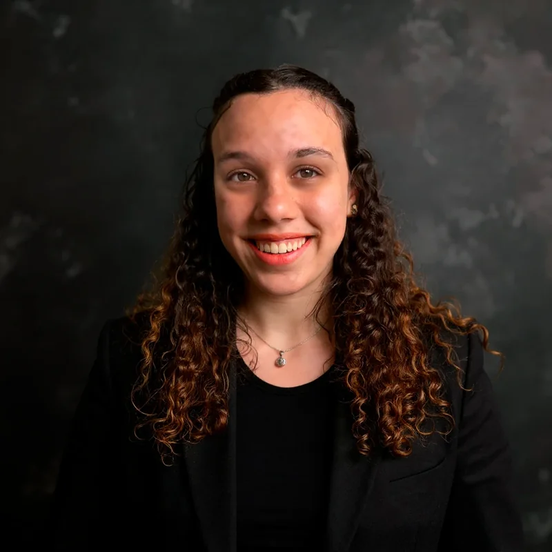 Beatriz Ynara, web design e design na Digno Design
